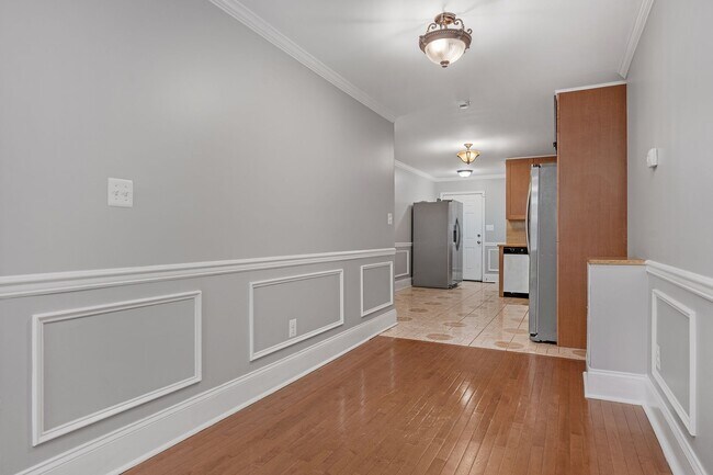 Photo - Gorgeous 3 Bedroom and 3 Bathroom in Hollins Market Voucher Tenants Welcomed