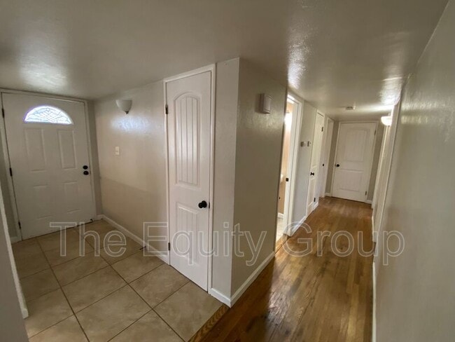 Photo - 4327 W School Ave