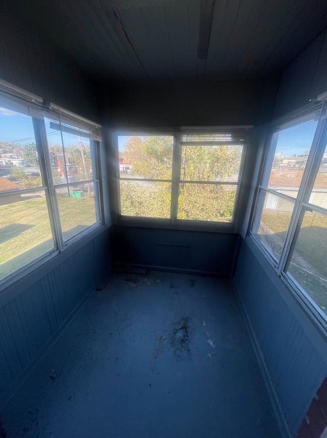 Photo - 3633 Dunnica Ave Unidad 3633 2nd Floor