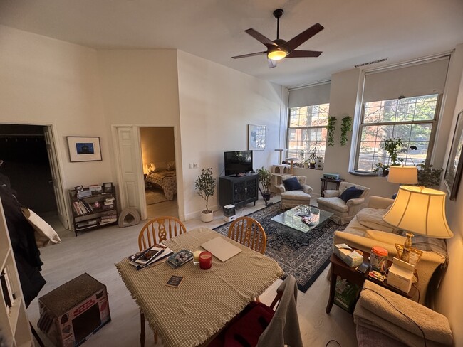 Building Photo - 48 Forest St Unit 106