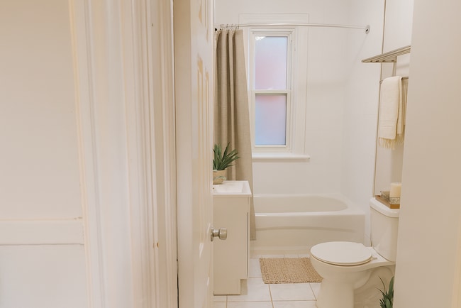 Photo - 50 & 52 MacLaren