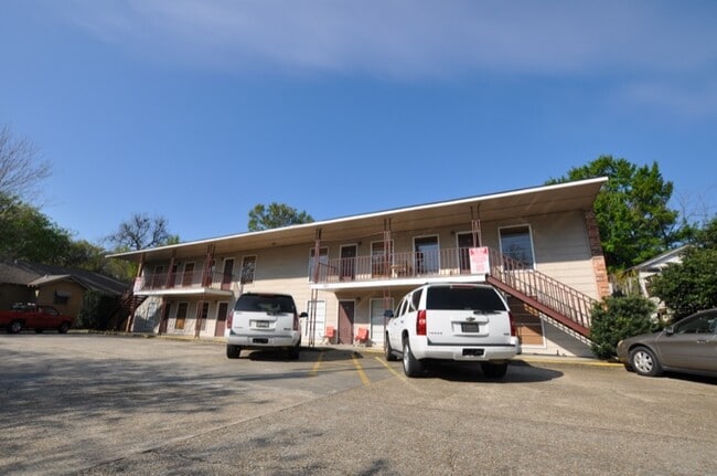 Photo - 327 General Mouton Ave