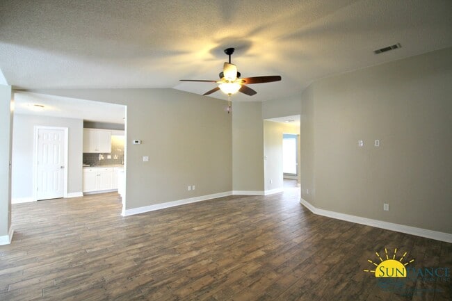 Photo - Stunning 4 Bedroom Home in Niceville