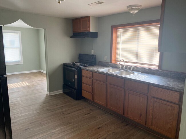 Photo - 3 Bedroom House in Alton