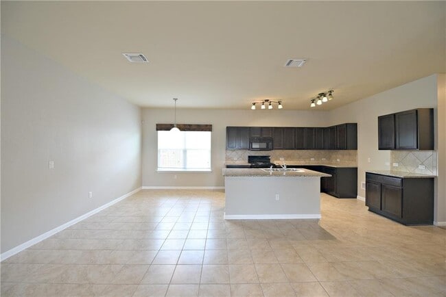Photo - 1603 Atlantica St