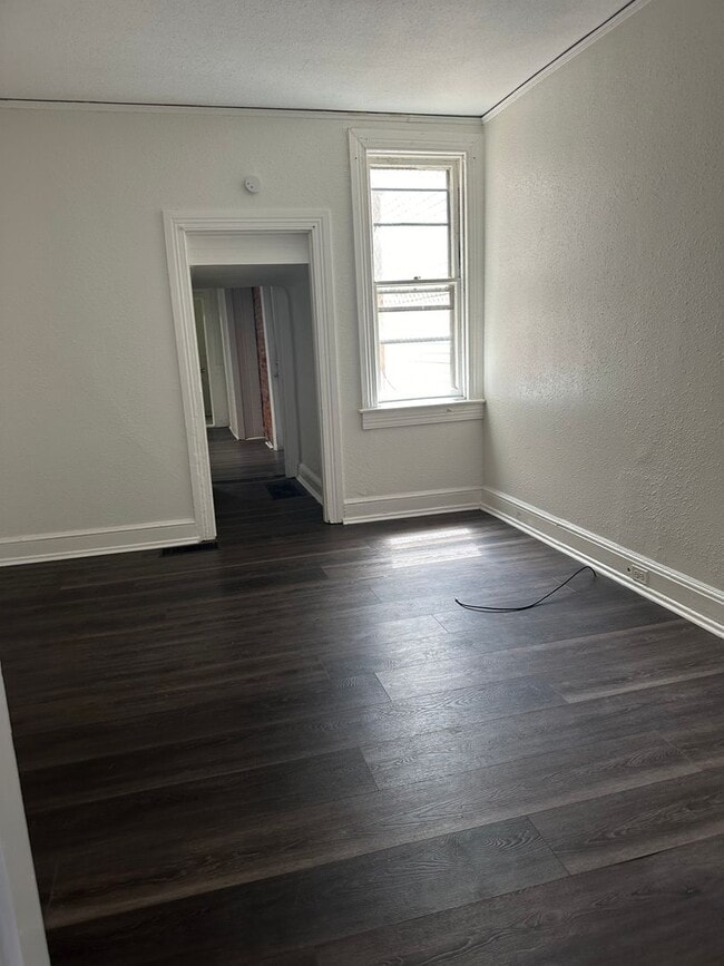 Photo - 326 E King St Unit FL 1
