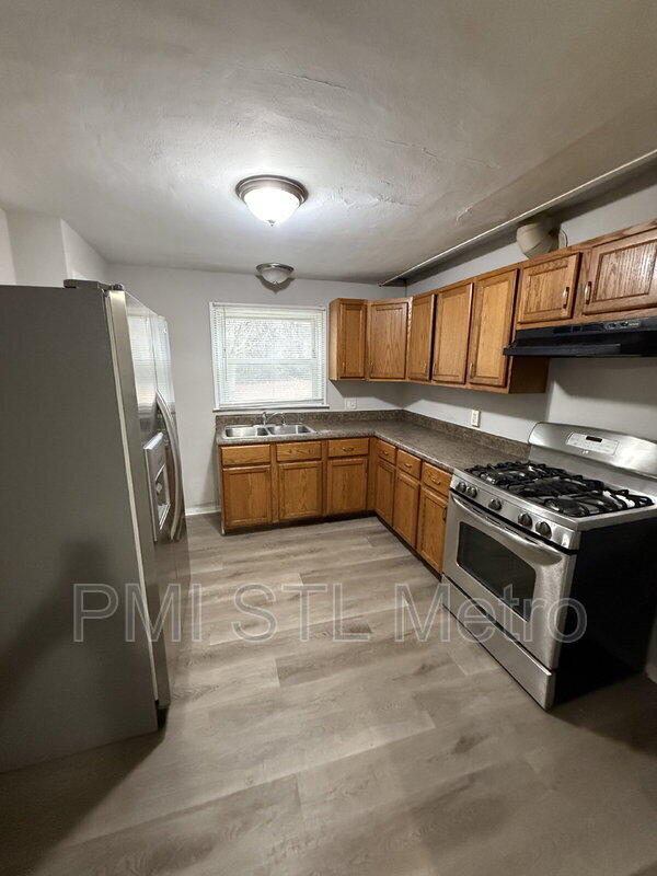 Photo - 334 Suburban Ave