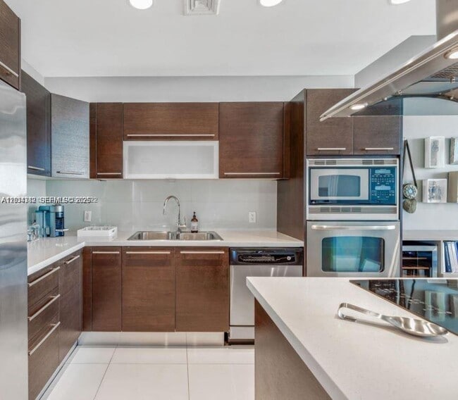Photo - 7930 East Dr Unit 707