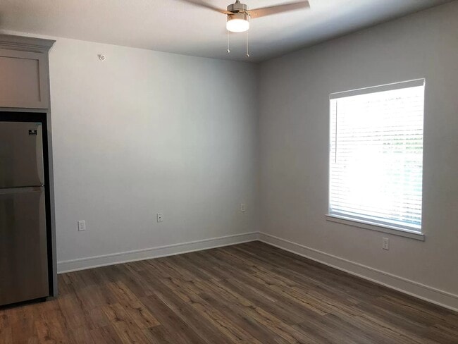 Photo - 116 Hann Street