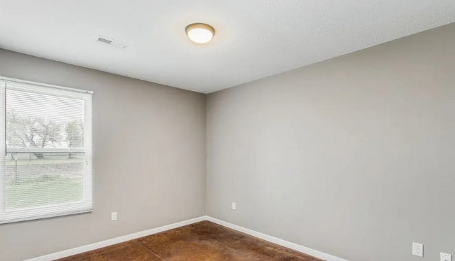 Photo - 1290 Curtis St