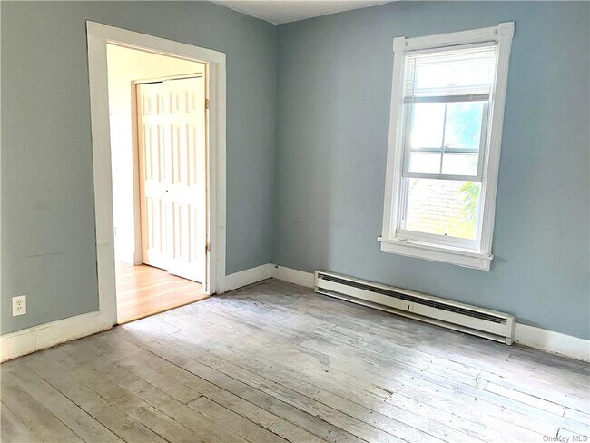 Photo - 206 W Main St Unidad 2