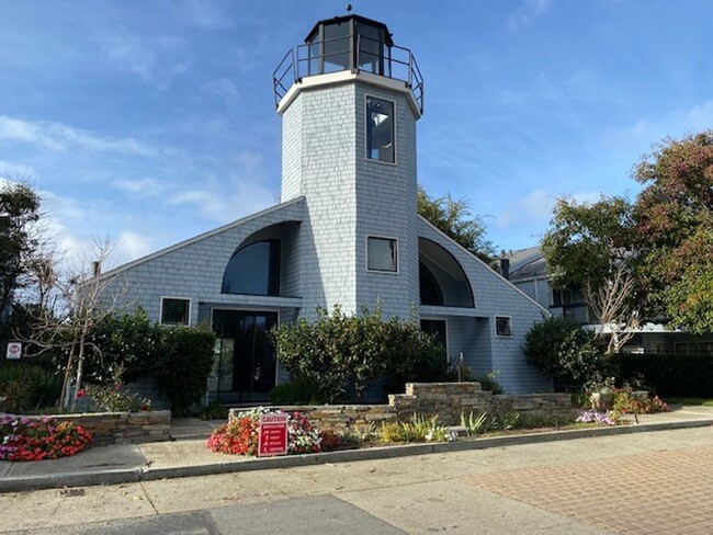 Sunny Townhouse in Lighthouse Cove - Sunny Townhouse in Lighthouse Cove