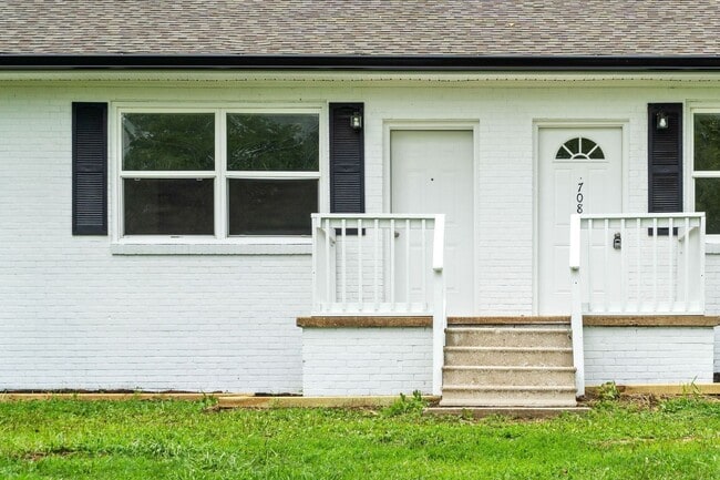 Photo - 706 Britton Springs Rd Unit 706