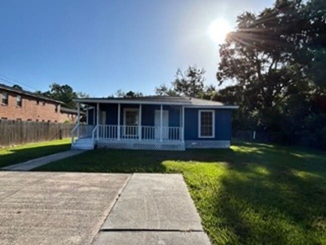Building Photo - Long Beach home for rent