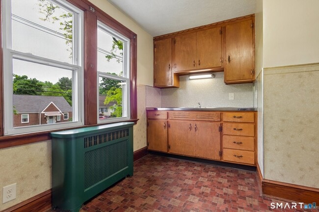 45 High St Unit B