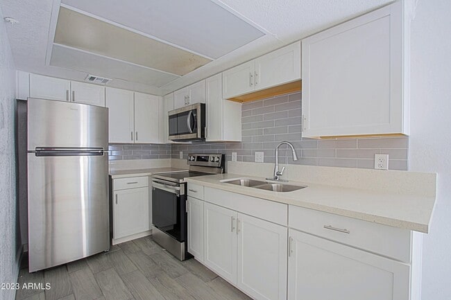 Photo - 13207 North 21st Pl