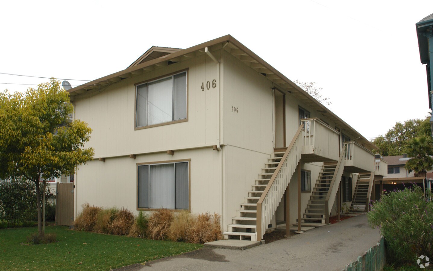 Photo - 406 N 3rd St