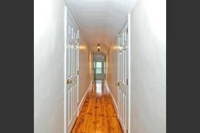 Photo - 25 Saunders St Unit 25R