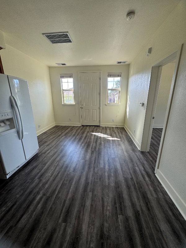 Building Photo - 1489 Trombetta St Rental