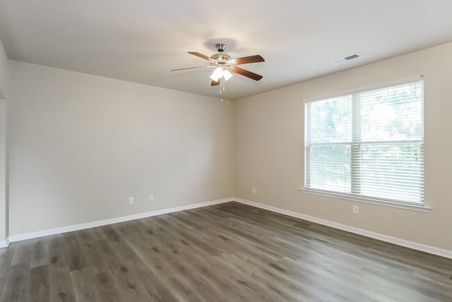 Photo - 271 Bandelier Cir