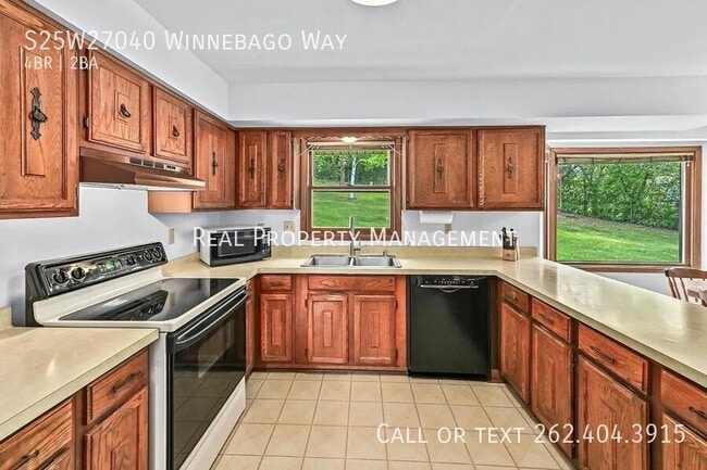 Photo - S25W27040 Winnebago Way