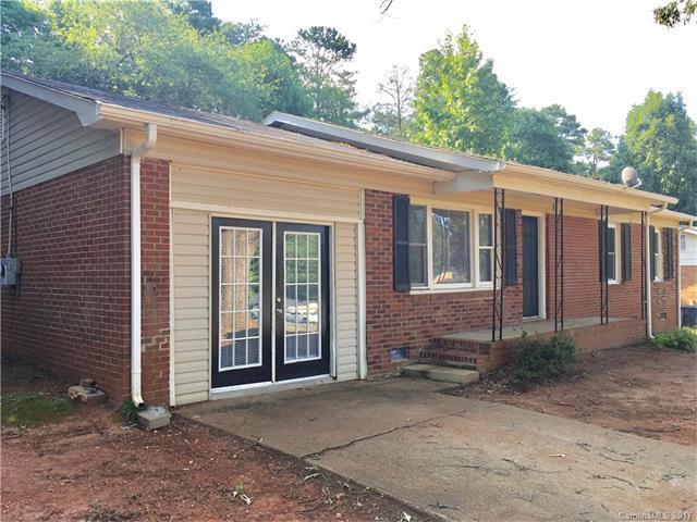 Building Photo - 1502 Northwoods Drive Rental