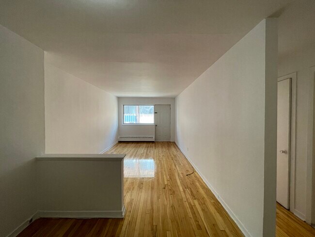 Photo - 4205 Av Bourret