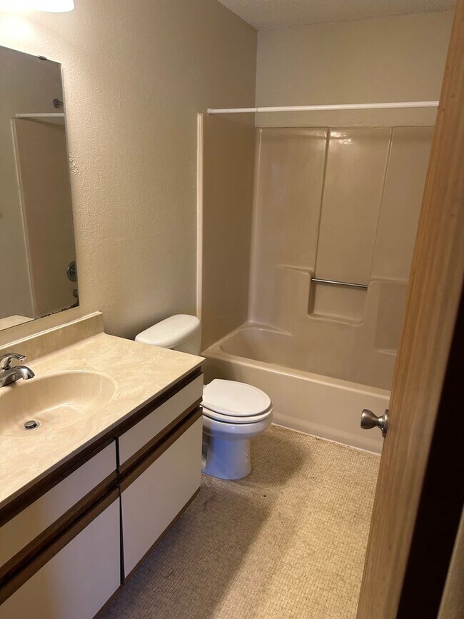 Photo - Two Bedroom Unidad 301