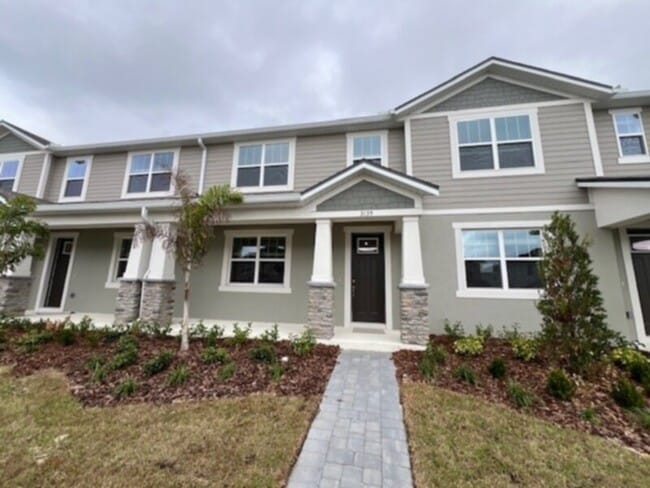 Building Photo - 3 bed 2.5 bath townhome at Gardenia Reserve