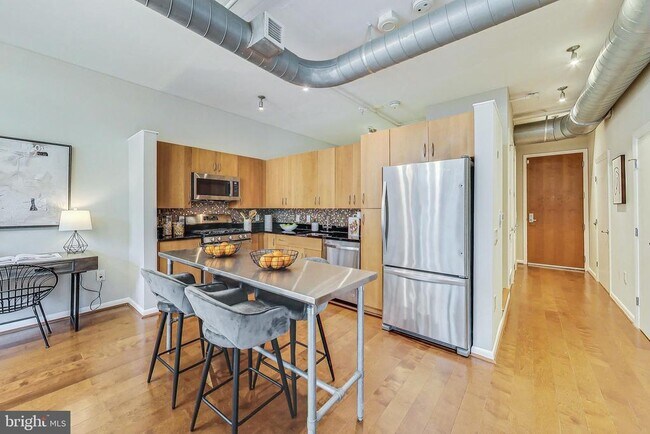 Photo - 811 4th St NW Unidad 112