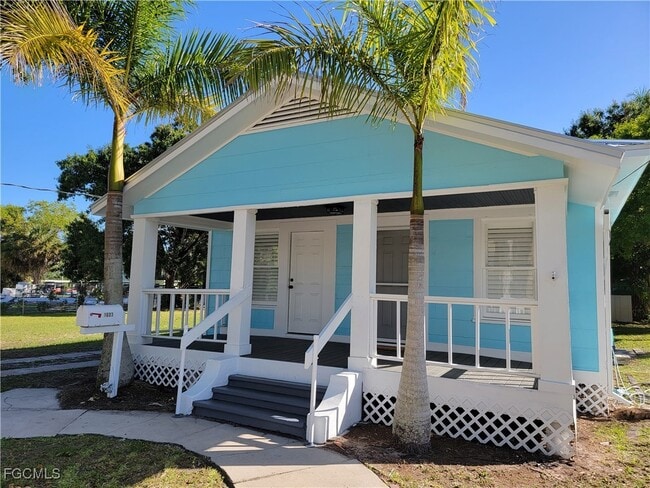 Photo - 1603 Woodford Ave