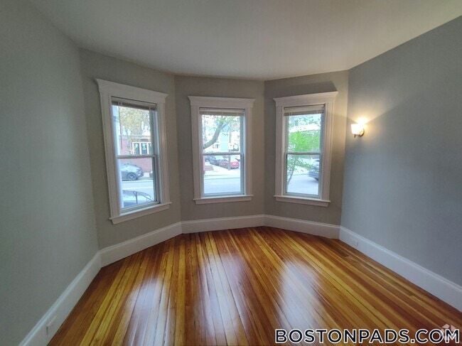 Building Photo - 159 Boston St Rental