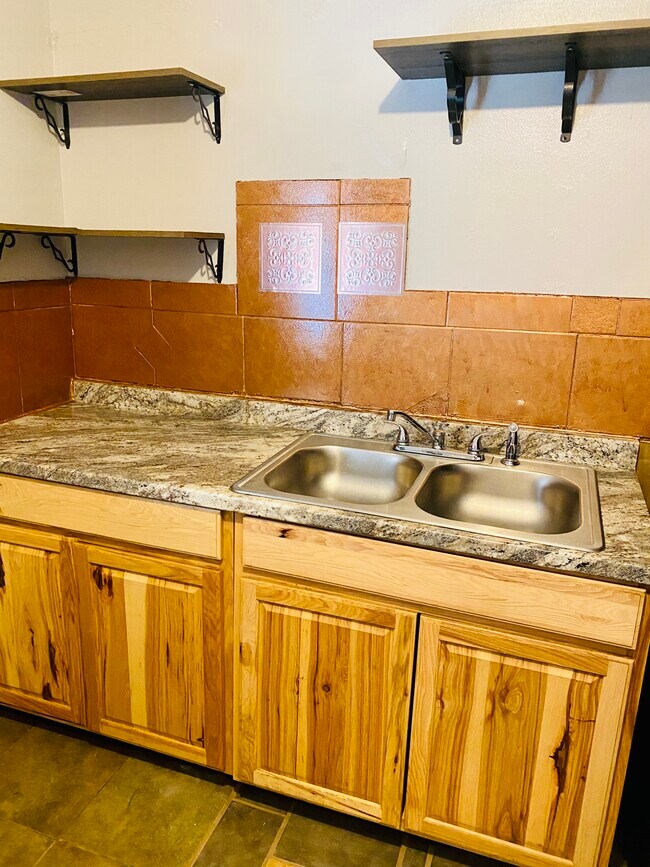 Photo - 304 E 31st St Unit 304