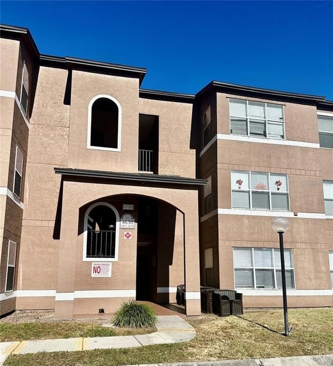 Building Photo - 4630 Commander Dr Unit 1024