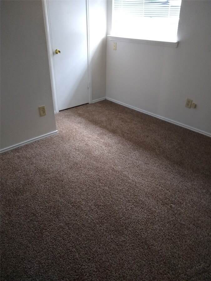 Photo - 13507 Somersworth Dr