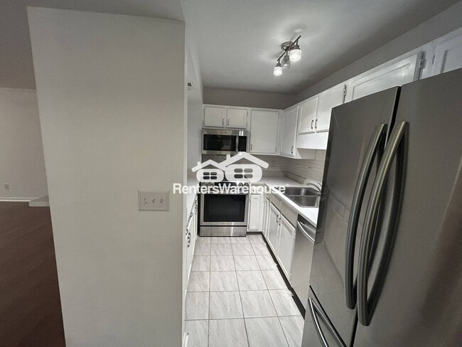 Photo - 1303 Gables Dr Unit 1303