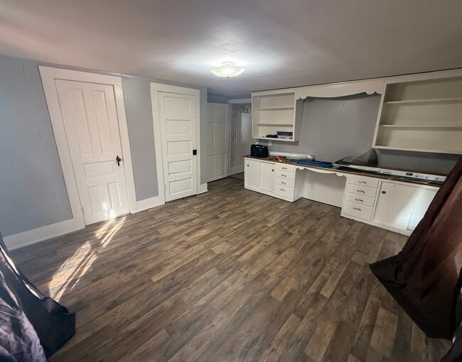 Photo - 347 Midland Ave