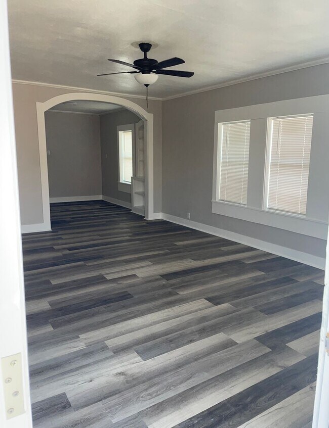 Photo - 1309 5th St Unit 1309 Fifth St 2