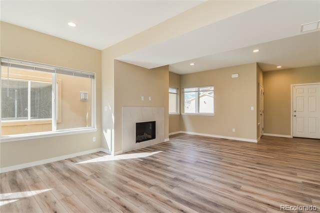 Photo - 4441 Light View