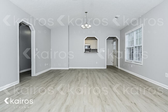 Photo - 6914 Aldora Dr