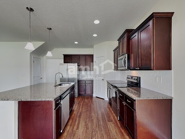 Photo - 58 S Lancaster Dr