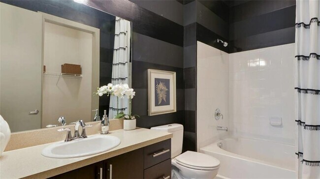 Photo - 2115 Piedmont Rd NE Unit 4206