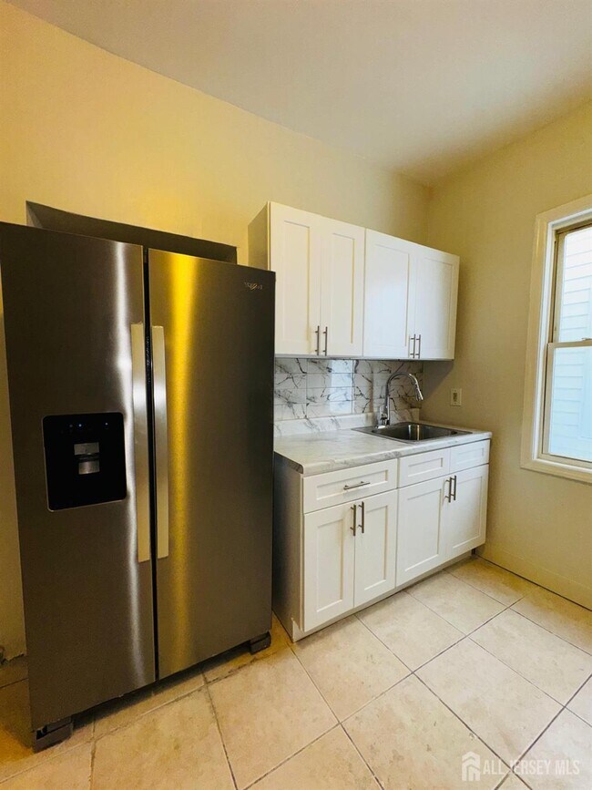 Photo - 489 S 17th St