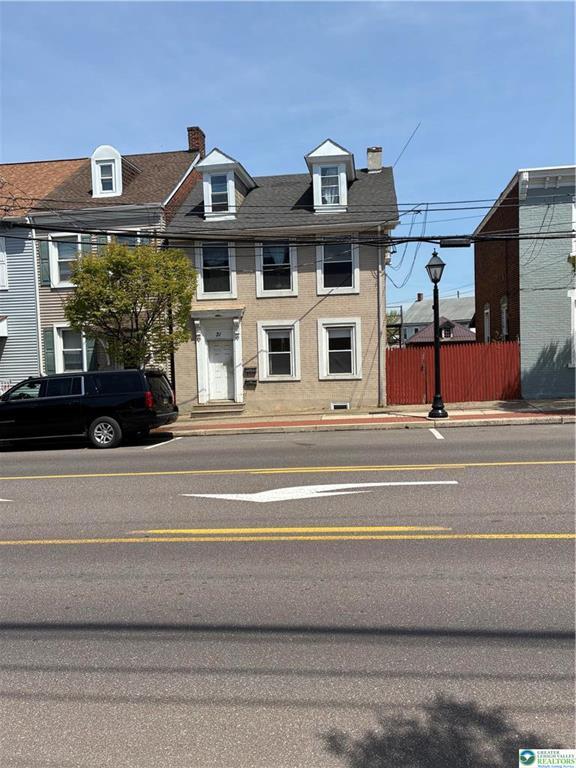 Photo - 31 W Main St