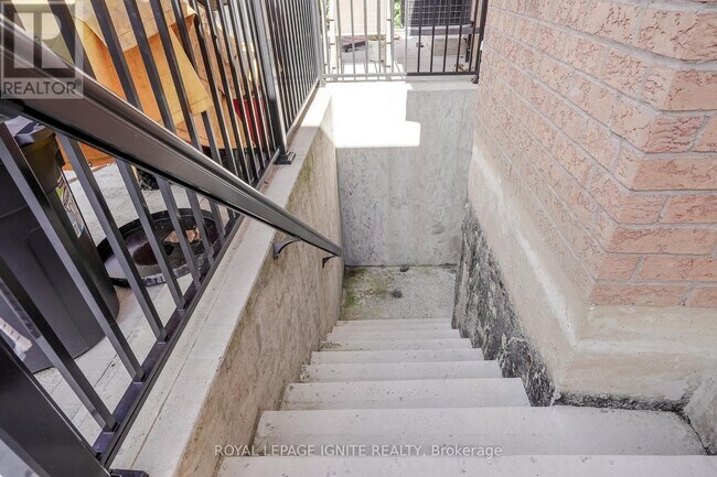 Photo - 1257 Roper Dr