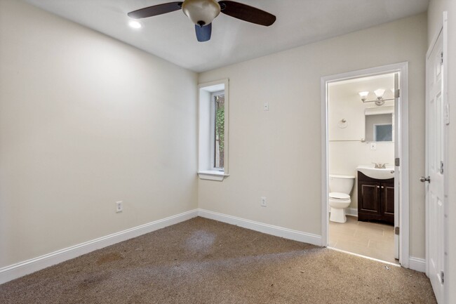 Photo - 2003 N Cleveland St