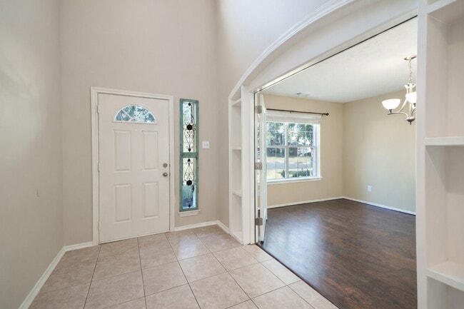 Photo - 8315 Cardamon Ln