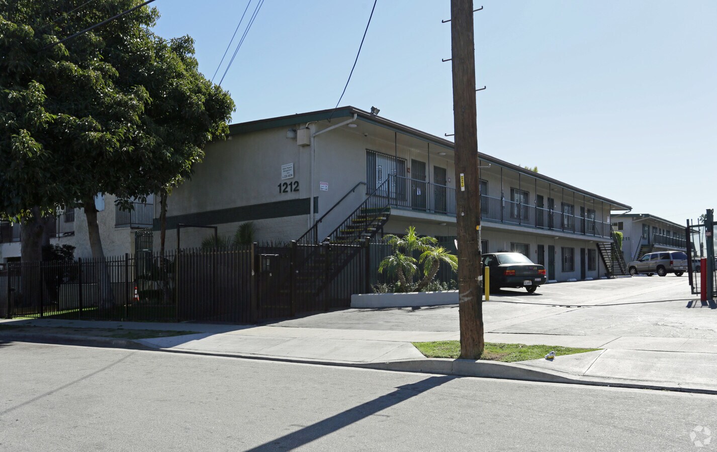 Photo - Metro West Apartments