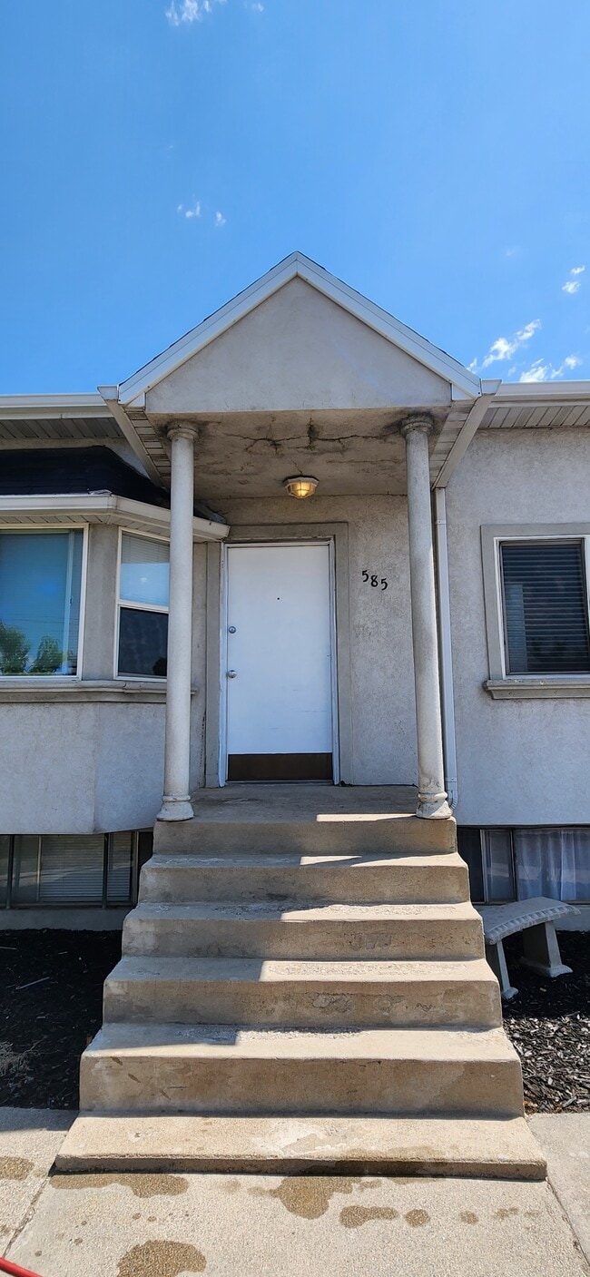 Building Photo - 585B S 1200 W