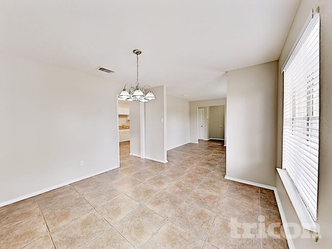 Photo - 11451 Stoughton Dr